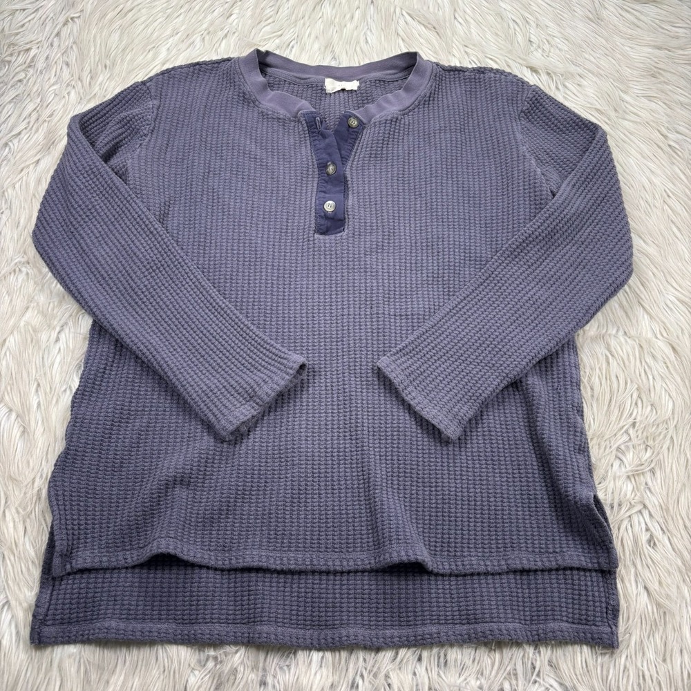 T.la Women's M Gray Relaxed Fit Waffle Knit Long Sleeve Henley Top Tee